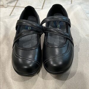 Orthofeet Maryjane’s size 6 1/2 wide